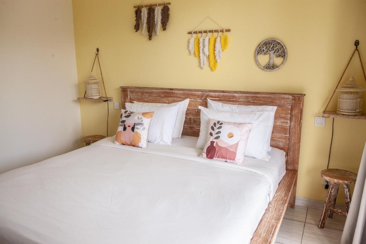 The Spare Room Bali ชังกู ภายนอก รูปภาพ